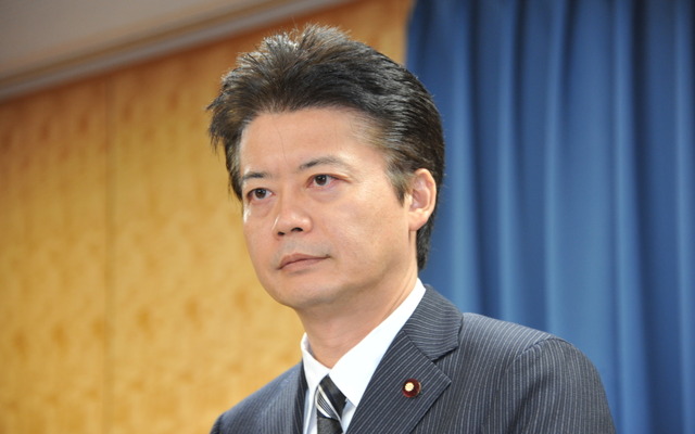 玄葉光一郎国家戦略担当相（政調会長／12日・内閣府）　