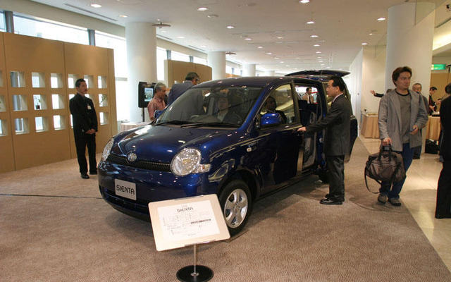 トヨタ『シエンタ』が1万7500台を受注