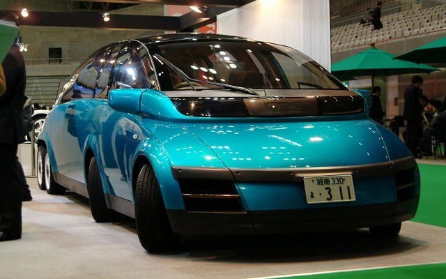 【東京ショー2003速報】デザインがやりたいんです---慶應義塾大学