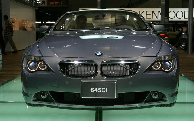 【東京ショー2003速報】売れなきゃいけないんです……BMW『6シリーズ』
