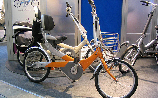 【東京自転車展】「巨人」の提案……歩くように乗る