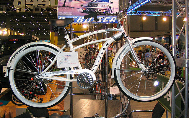 【東京自転車展】手軽に買える高級ブランド……自動車メーカー戦略