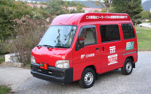 ゼロスポーツが日本郵政に納入する予定であった集配業務用EV。（ベースはスバル・サンバー）