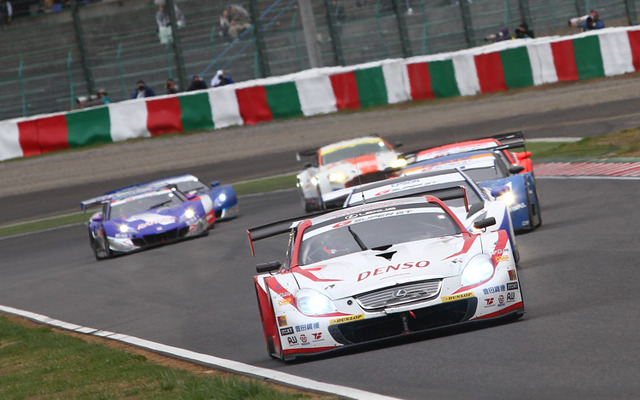 LEXUS TEAM SARD（2010年SUPER GT 第1戦のようす）