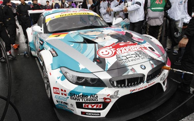 【SUPER GT 開幕戦】痛車マシンが争うGT300