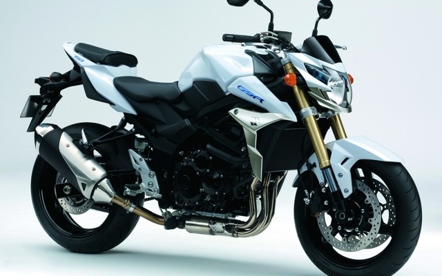 二輪車の輸出、スズキは前年同月比39.9％増を記録（写真：スズキ GSR750 海外市場向け）