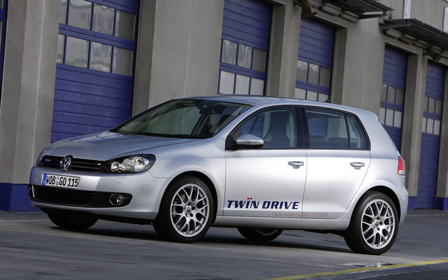VWゴルフのPHV、ツインドライブ