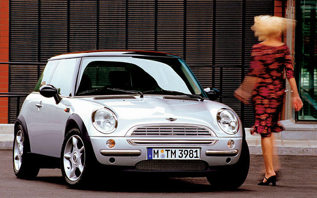 『MINI』専用のオーディオシステムを発売