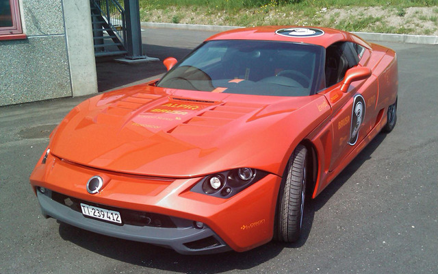 スイスProtoscarのEVスポーツ LAMPO3