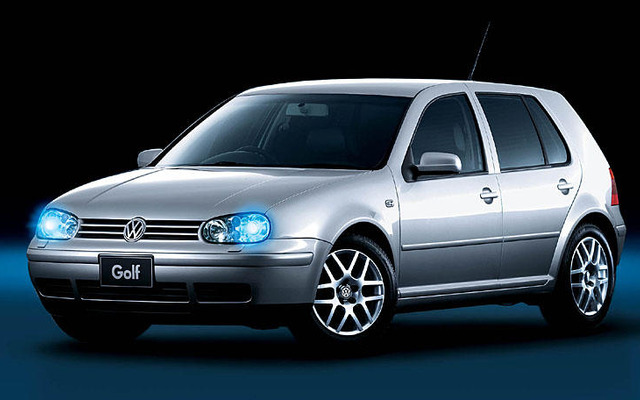 大幅減もVWがトップ死守……11月のブランド別輸入車ランキング