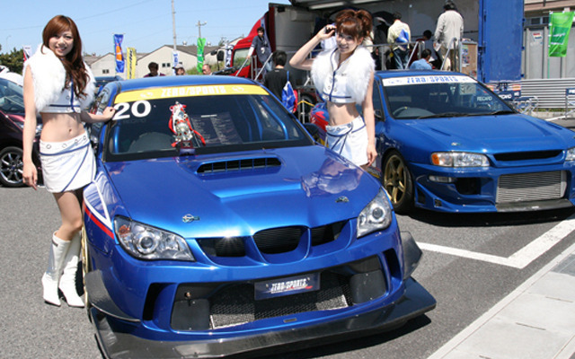 スバルファン御用達のゼロスポーツが6月1日より営業を再開する。写真は地元でもお馴染みとなった「お客様感謝祭」の様子