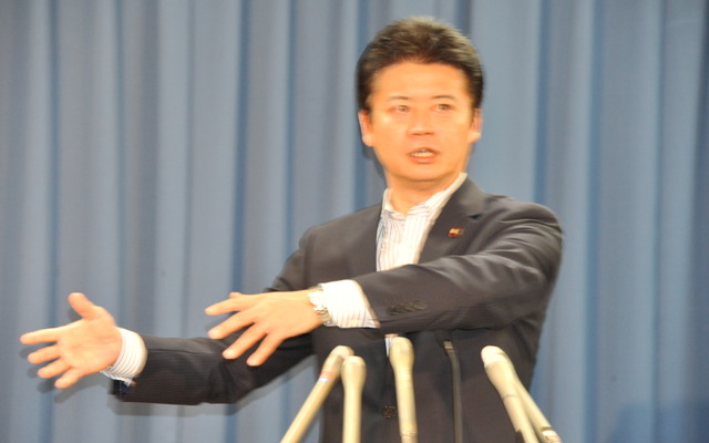 玄葉光一郎国家戦略担当相/民主党政調会長（27日・内閣府）