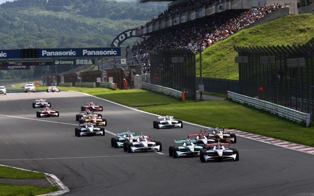 全日本選手権フォーミュラニッポンシリーズ（写真：2010年のようす）
