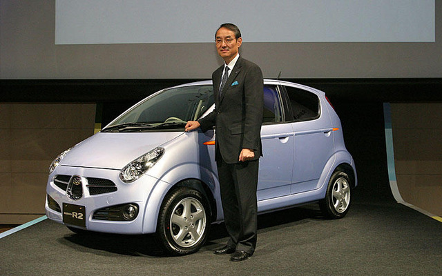 【スバル『R2』発表】寸法で勝負しない---新コンセプト軽自動車