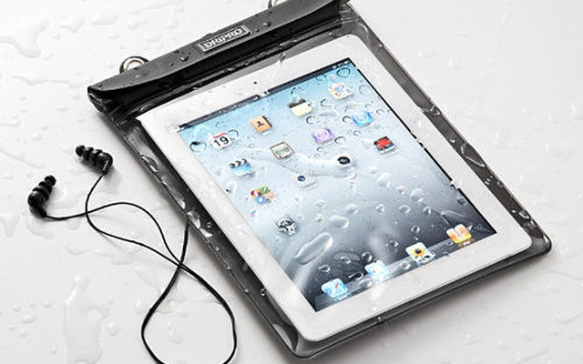 iPad用防水ケース、サンワダイレクト 「iPad防水ケース（ステレオジャック付） 200-PDA029」（iPadは別売）