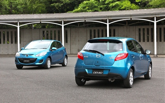 マツダデミオSKYACTIV