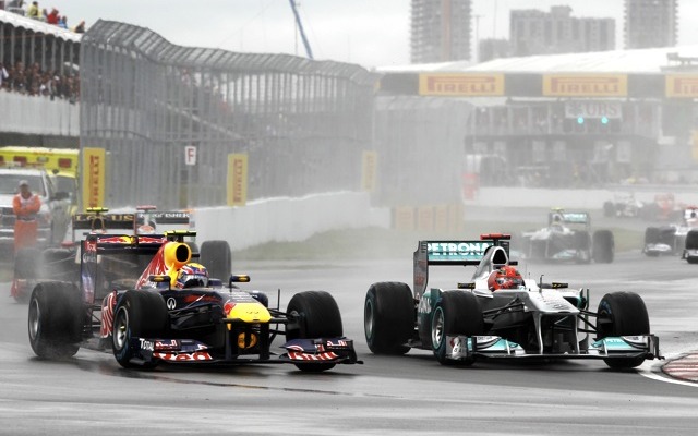 シューマッハ（向かって右）とウェーバー（F1カナダGP）