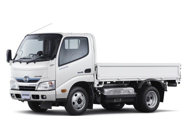 日野デュトロ新型、ハイブリッド標準幅キャブ