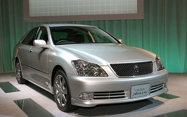 【新型トヨタ『クラウン』発表】 ライバルは国産にあらず?