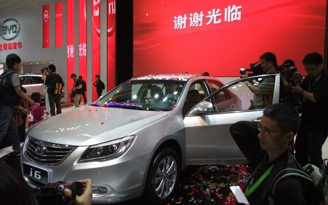 北京モーターショー10のBYDブース