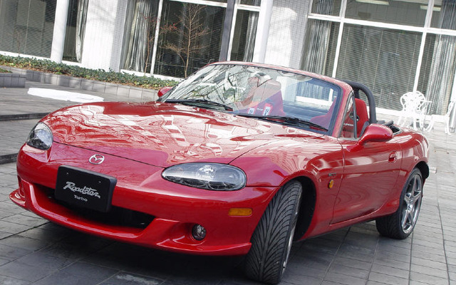 【オートサロン'04出品車】『ロードスター・ターボ』サーキットトライアル仕様