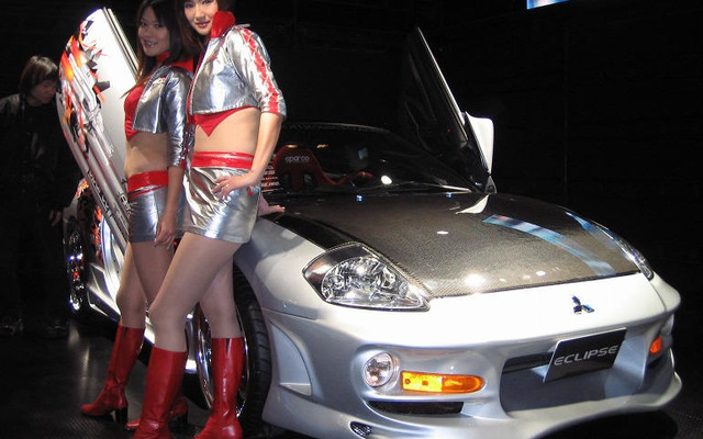【東京オートサロン'04速報】好評なら国内投入?---三菱『エクリプス』