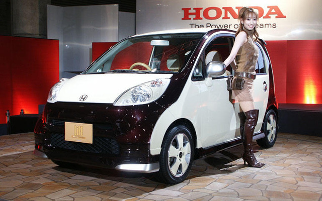 【東京オートサロン'04速報】ホンダと『an・an』がコラボレート…『ライフ』