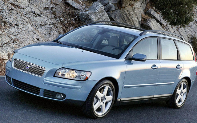 【名古屋輸入車ショー】ボルボ、新型車『V50』を日本初公開