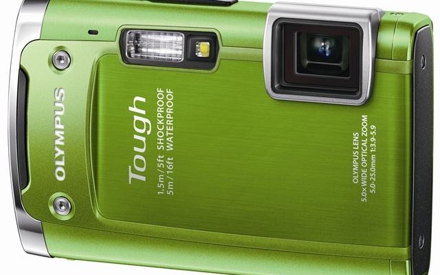 タフデジカメ、オリンパス 「OLYMPUS Tough TG-615」グリーン
