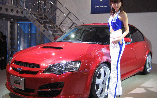 【東京オートサロン'04速報】究極---スバル『レガシィB4アステローぺ』