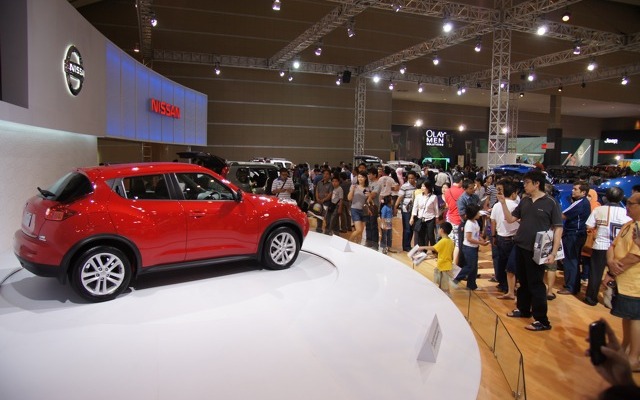 ジャカルタモーターショー11、日産スタンド