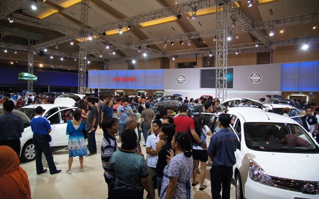 ジャカルタモーターショー11、日産スタンド