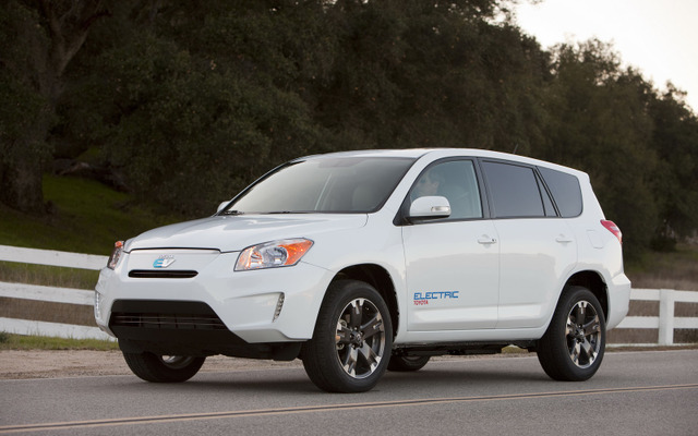 トヨタ自動車が2012年米国で発売予定のRAV4 EV