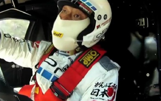 スズキSX4に乗る田嶋伸博選手（動画キャプチャー）とヒュンダイジェネシスPM580に乗るリース・ミレン選手をフィーチャー
