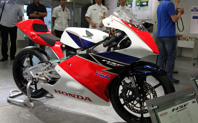 ホンダNSF250R