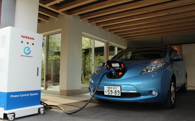 「日産リーフ」住宅用電力供給システム