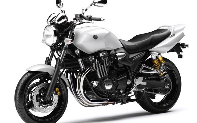 XJR1300
