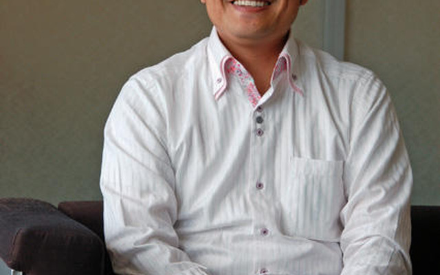 小川大介氏
