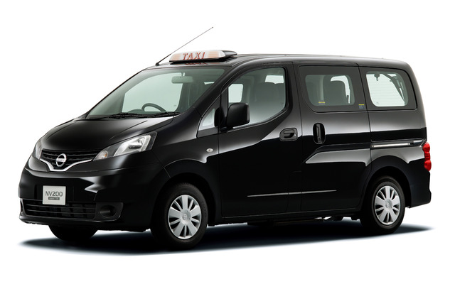 被災地へ提供される NV200バネットタクシー
