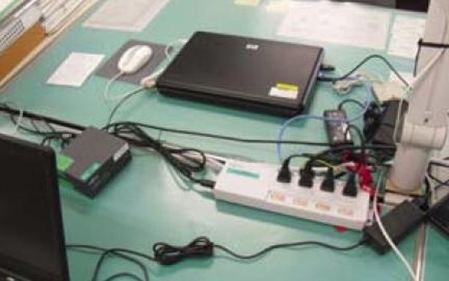 「ゲートウェイ」－「スマートコンセント」－「ノートPC」接続状況
