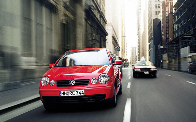 VW『ポロ』に特別限定車「アベニーダ」