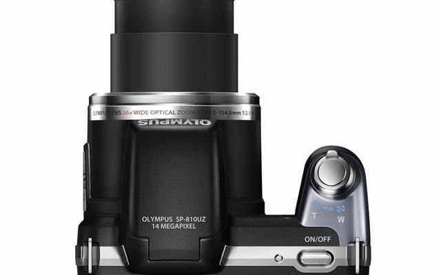 ロングズームの「OLYMPUS SP-810UZ」
