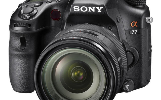 「α77ズームレンズキット SLT-A77VQ」