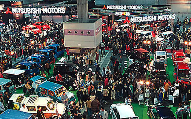 【大阪オートメッセ'04出品車】オートバックスはカスタマイズカー19台