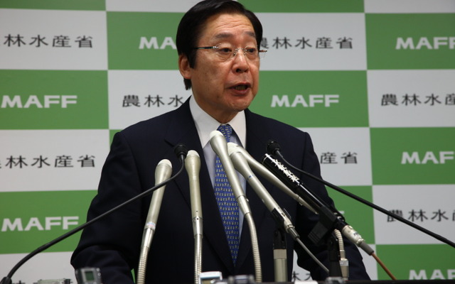 代表選出馬を表明する鹿野農水相（26日・農水省）