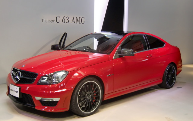 メルセデスベンツC63AMGクーペ