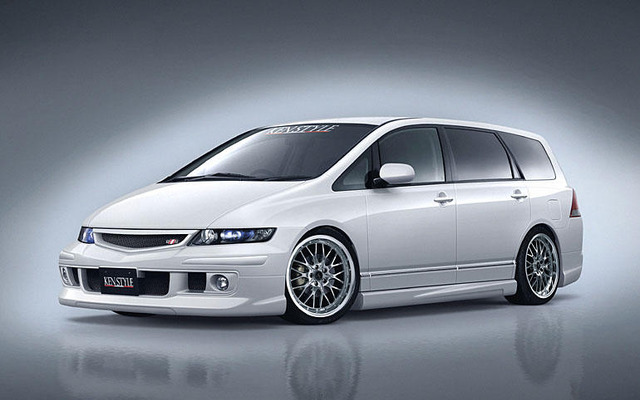 【大阪オートメッセ'04出品車】ケンスタイルは2ホールにブース展示