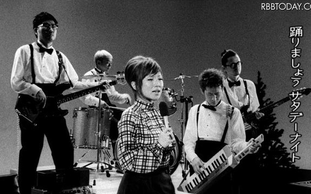 60年代テレビショーの雰囲気たっぷりのビデオクリップ