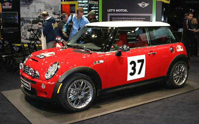 【シカゴモーターショー'04速報】MINIから「モンテカルロ優勝40周年」仕様