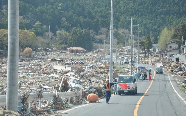 津波被害に遭った宮城県石巻市のようす（2011年5月9日）